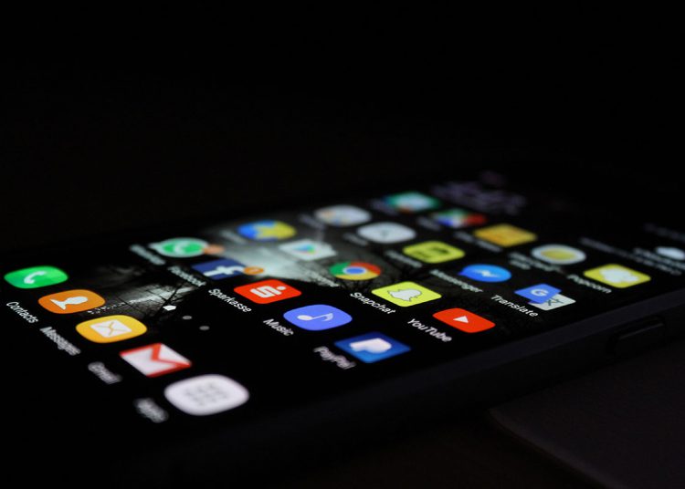 20 Best Google Pixel 2 and Pixel 2 XL Cases